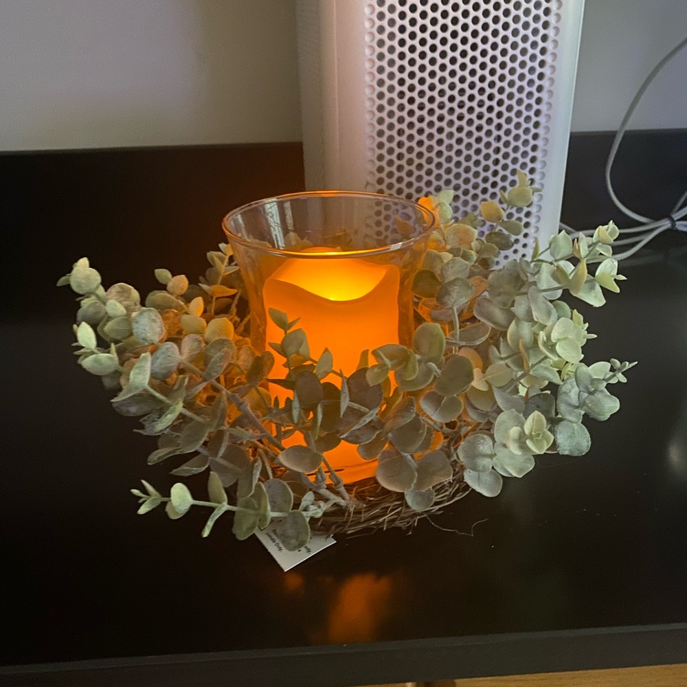 Decorative centerpiece